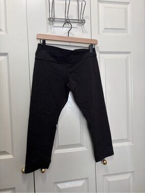 Lululemon black leggings Size 8